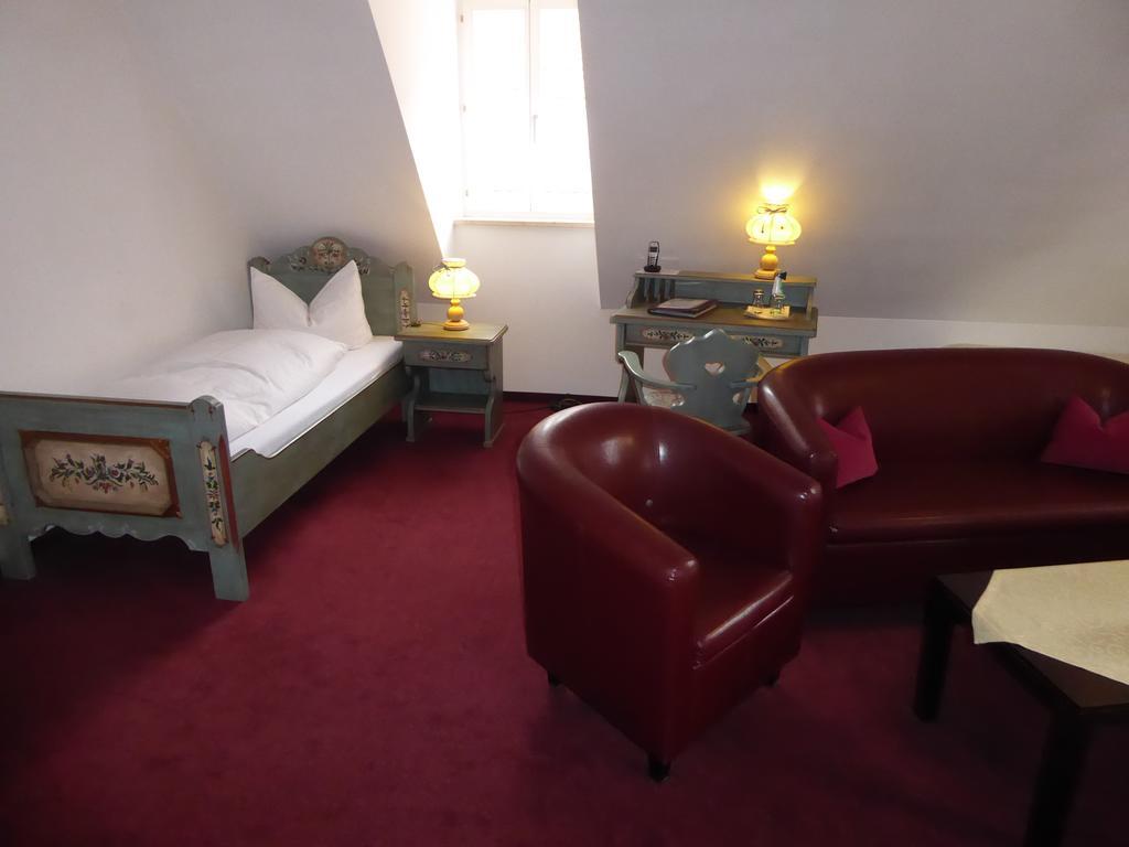 Hotel Haus Appelberg Динкельсбюль Экстерьер фото
